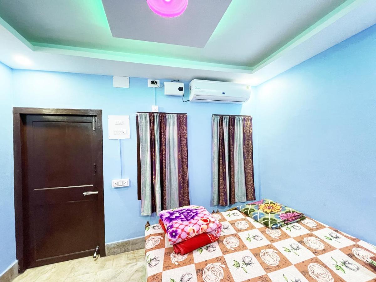 Hotel Radha Krishna ปูรี ภายนอก รูปภาพ