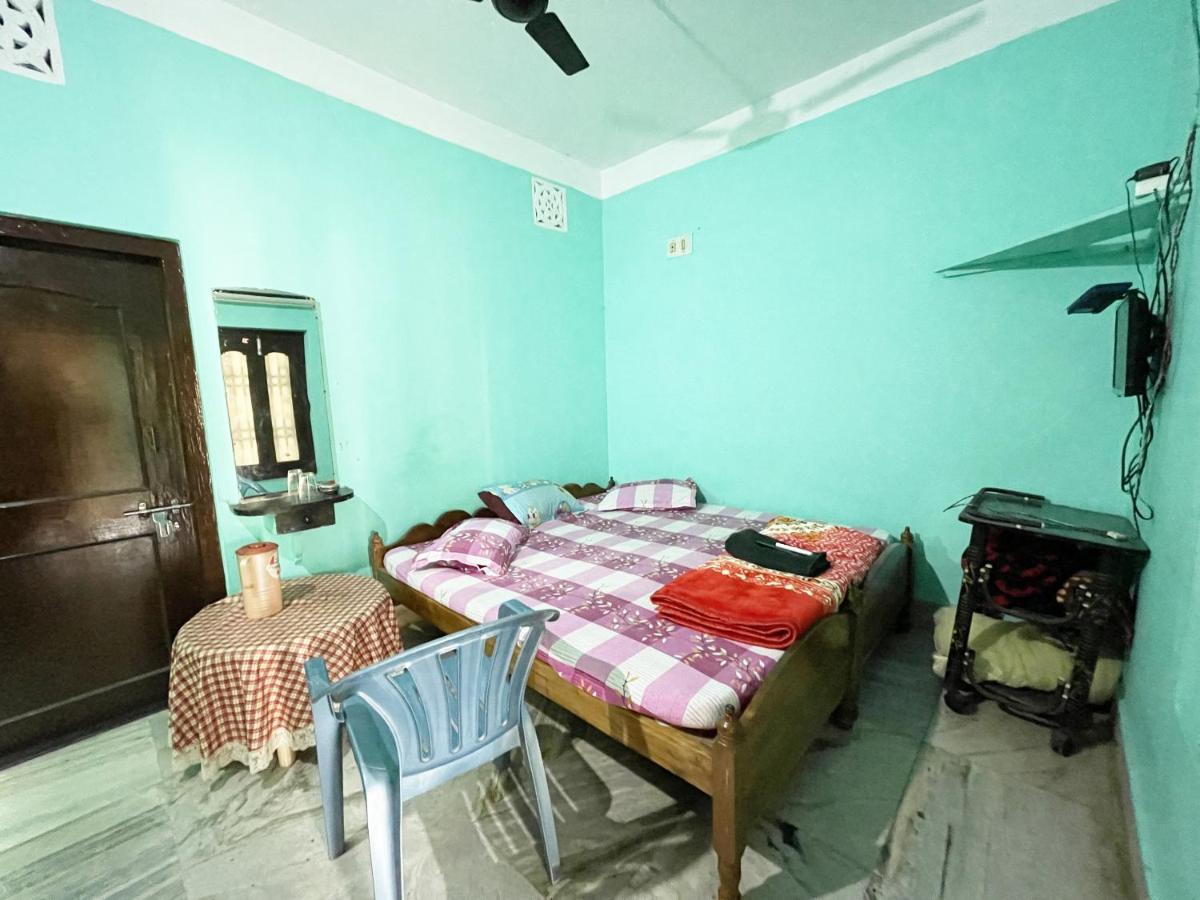 Hotel Radha Krishna ปูรี ภายนอก รูปภาพ