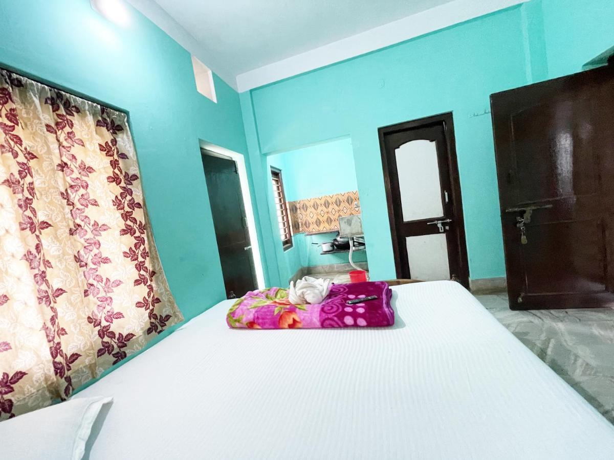 Hotel Radha Krishna ปูรี ภายนอก รูปภาพ