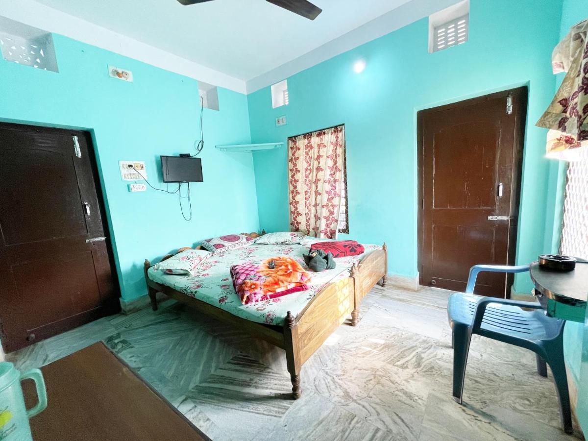Hotel Radha Krishna ปูรี ภายนอก รูปภาพ