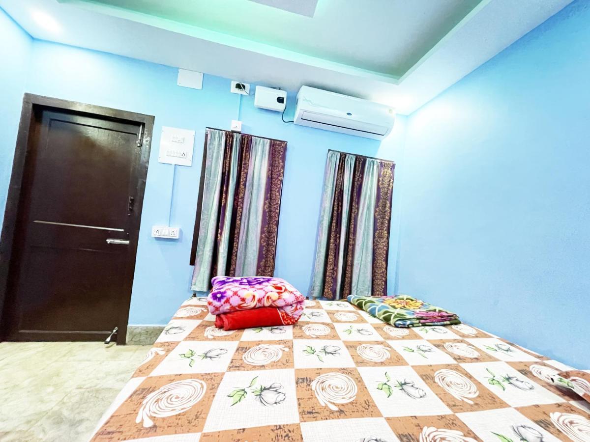 Hotel Radha Krishna ปูรี ภายนอก รูปภาพ