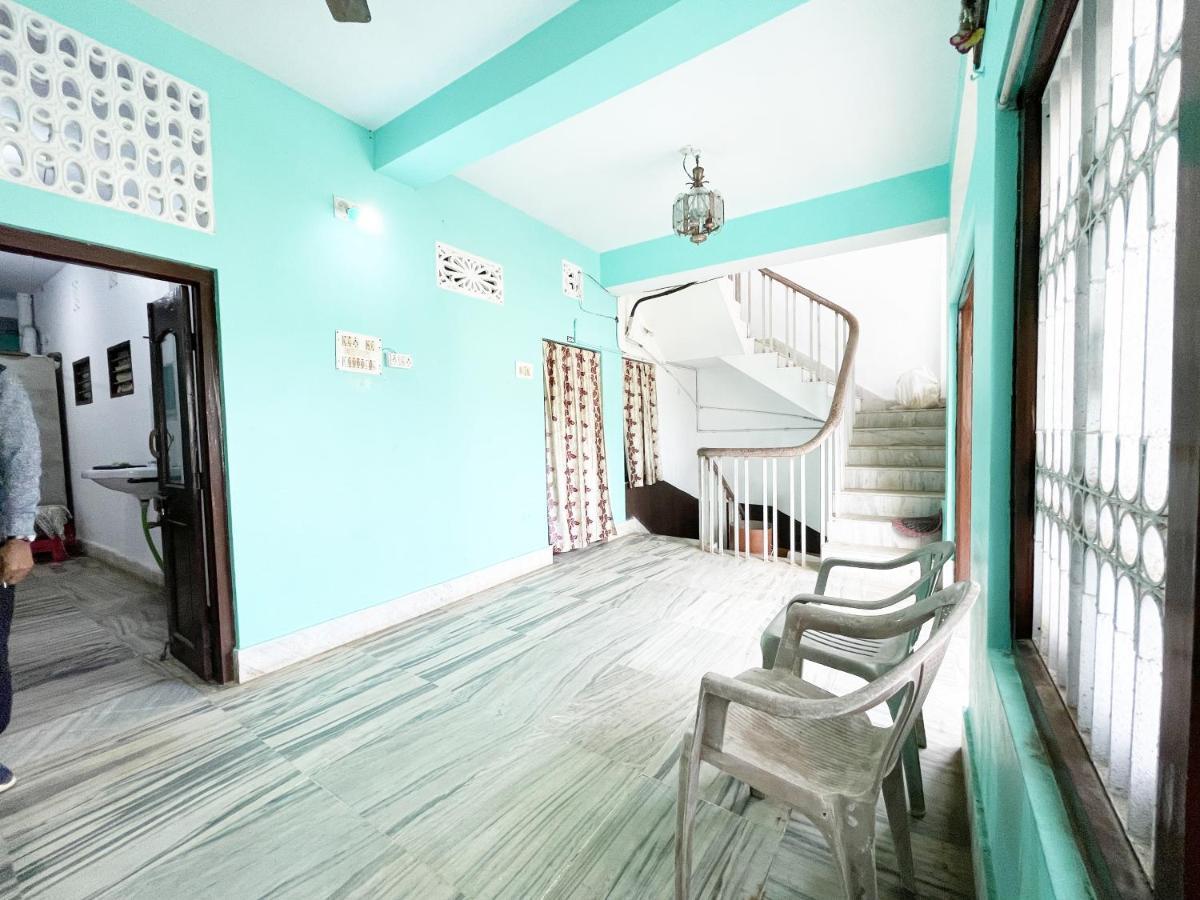 Hotel Radha Krishna ปูรี ภายนอก รูปภาพ