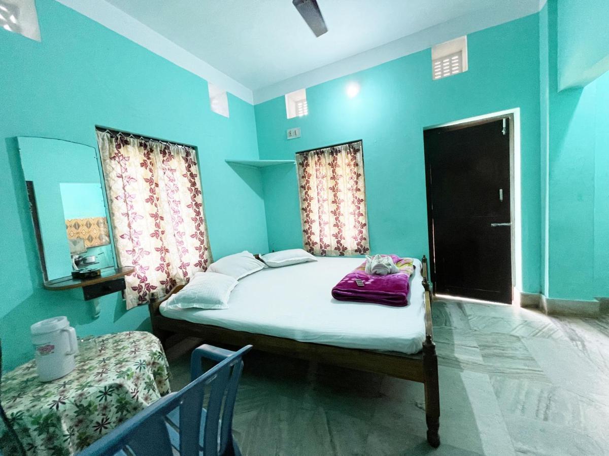 Hotel Radha Krishna ปูรี ภายนอก รูปภาพ